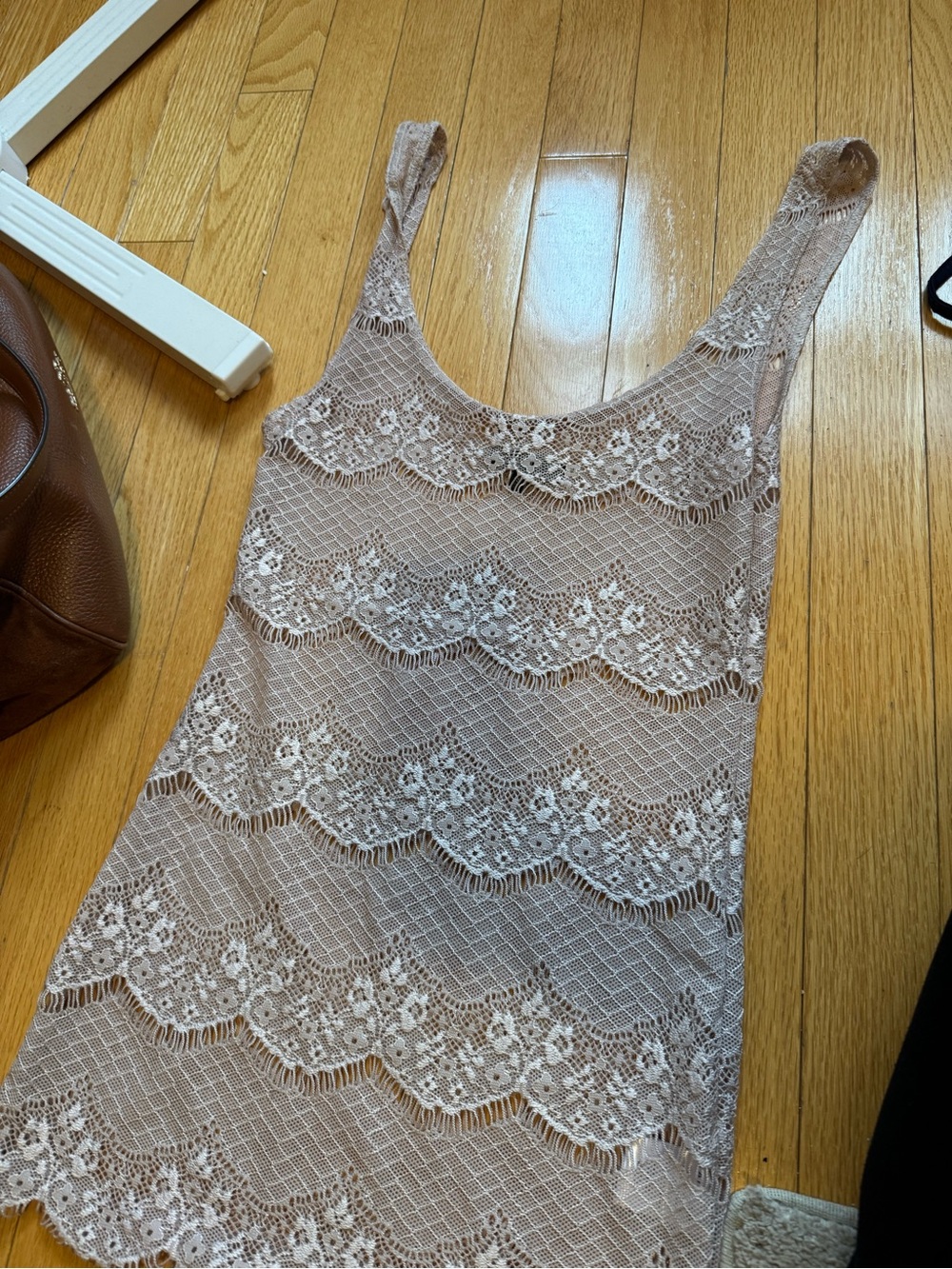 Aritzia Lace Scoop Slip in Taupe